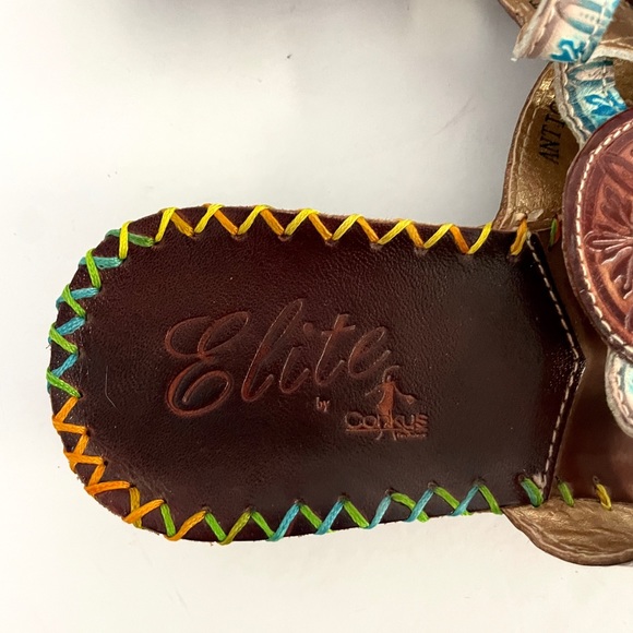 Elite By Corgys Antiqua Hand Tooled Color Sandals Size 9 - Picture 8 of 10